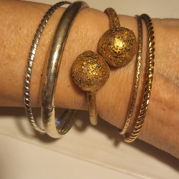 Elegant Gold and Silver Bangle Set macys - Picture 1 of 5